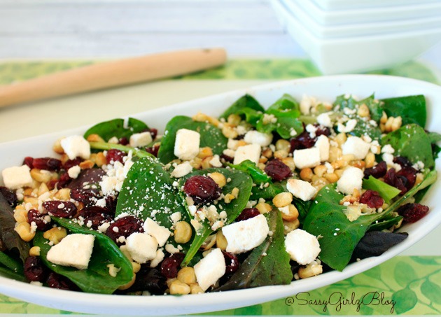 Feta and Spinach Summer Salad | Sassy Girlz Blog