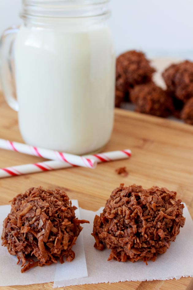 Chocolate Coconut Macaroons Recipe | Sassy Girlz Blog